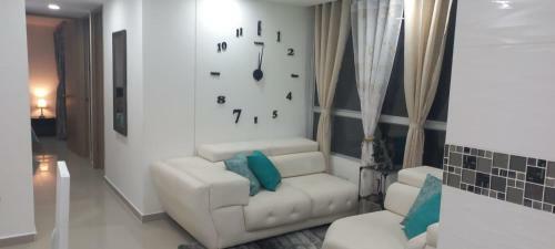 Moderno Amplio Y Acogedor Apartamento En El Sur De Cali