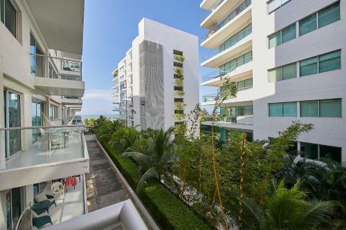 Apartamento En La Playa Con Terraza Y 4 Piscinas