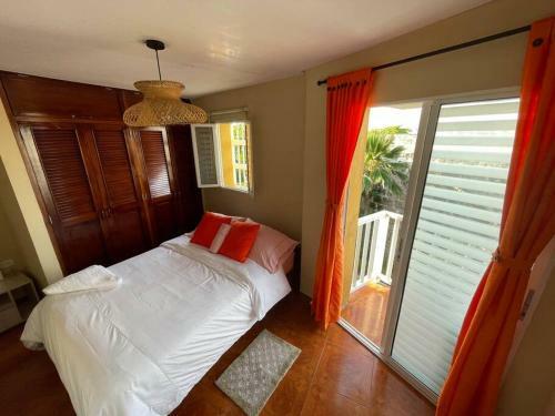 Beautiful Apartment Within The Walled City