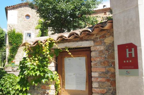 Hotel H�tel Restaurant Le Pradinas