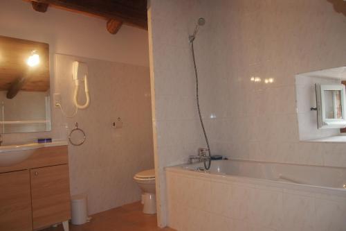 Hotel H�tel Restaurant Le Pradinas