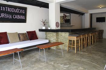 Hotel Urban Cabana