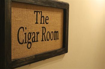 Hotel Urban Cabana