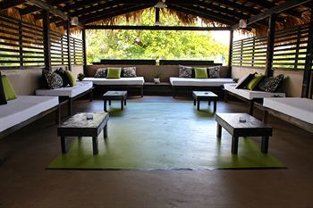 Hotel Urban Cabana