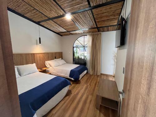 Bed & Breakfast Casa 121, Calle 121 No 7-18