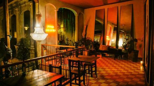203 Aparta Studio Boutique En Mansi�n Siglo XIX