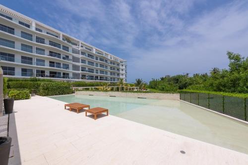 Lujoso Apartamento Con Salida Directa A La Playa Edificio Morros Eco