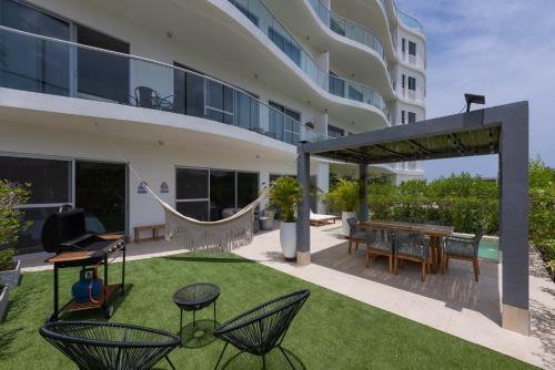 Lujoso Apartamento Con Salida Directa A La Playa Edificio Morros Eco
