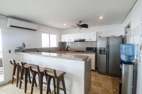 Apartamento Beachfront Apt With Stunning View - The Martini
