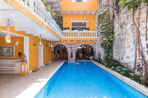 Villa 15 Bedroom Old City Mansion