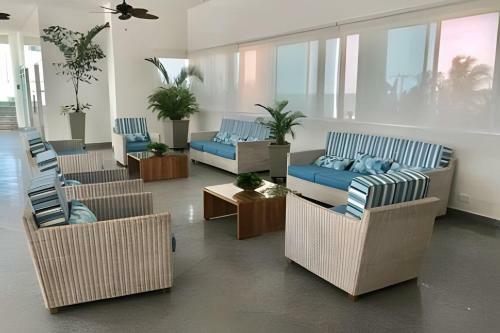 Apartamentos Con Vista Al Mar