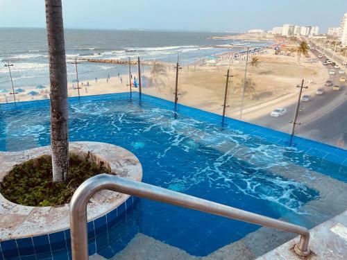 Front Beach Apartapartment
