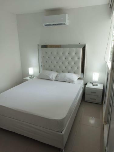 Apartamentos Los Manglares Marbella
