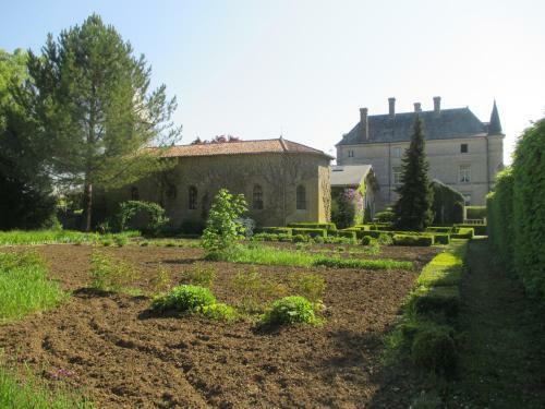 Hotel Hostellerie Du Ch�teau Des Monthairons