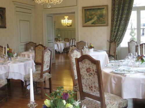 Hotel Hostellerie Du Ch�teau Des Monthairons