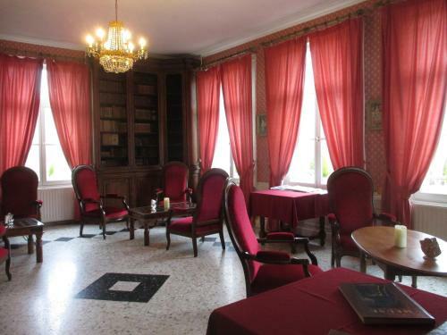 Hotel Hostellerie Du Ch�teau Des Monthairons