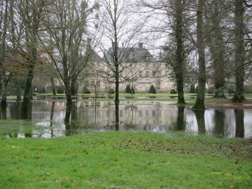 Hotel Hostellerie Du Ch�teau Des Monthairons