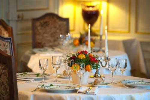 Hotel Hostellerie Du Ch�teau Des Monthairons