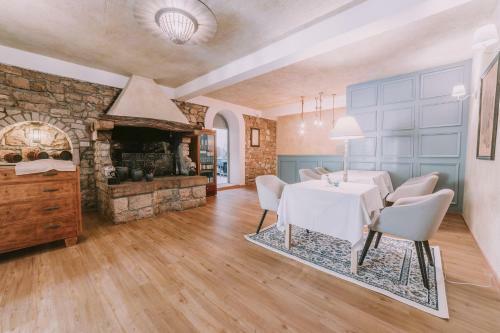 Hostal Pansion Kolo