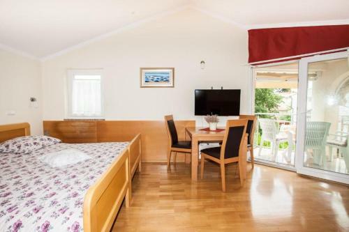 Hostal B&B Pansion Vago