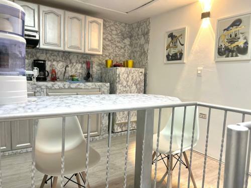 Apartaestudio Full Equipado En Condominio Privado