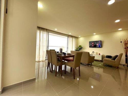 Apartamento New, Spacious And Comfortable 3bd 1500 Sq Foot Ocean View 514