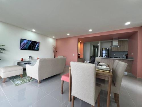 Apartamento New, Spacious And Comfortable 3bd 1500 Sq Foot Ocean View 514