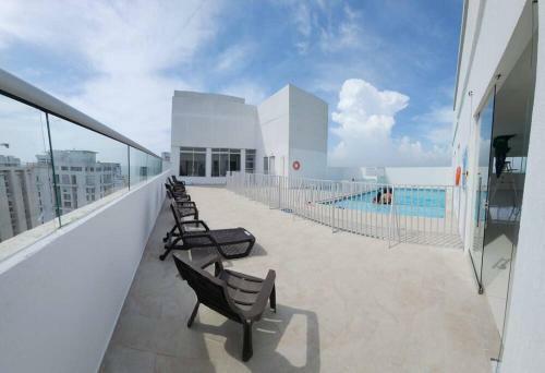 Cozy/exclusive 17th Floor Apartment With Sea View