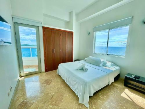 Hermoso Apartamento Con Balc�n Y Vista Al Mar.