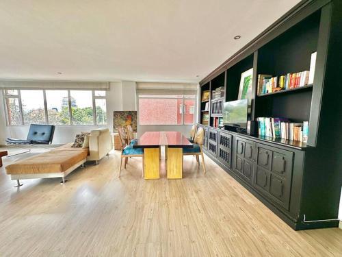 Luxurious Apartment For A Family Or Company