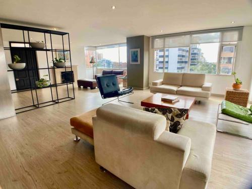 Luxurious Apartment For A Family Or Company