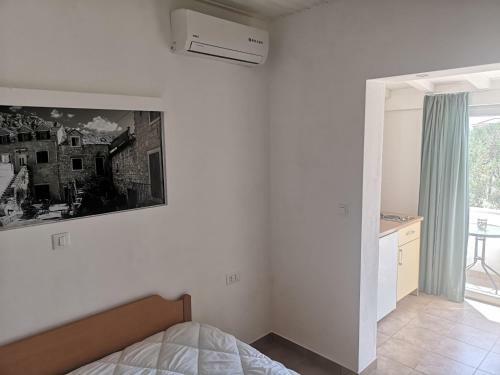 Apartments Tri Palme