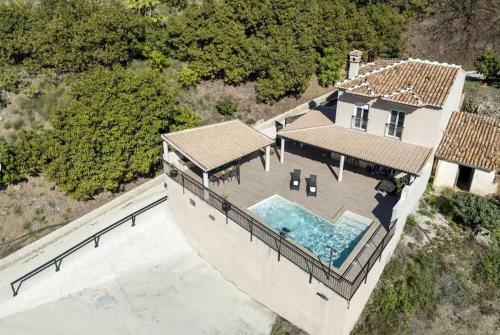 Villa Carrillos, 365-rentals