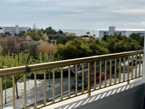 Ba12-2, Gran Apartamento Con Terraza Muy Cerca De