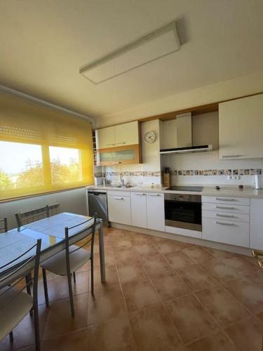 Villa Charneca, Jard�n Y Mar