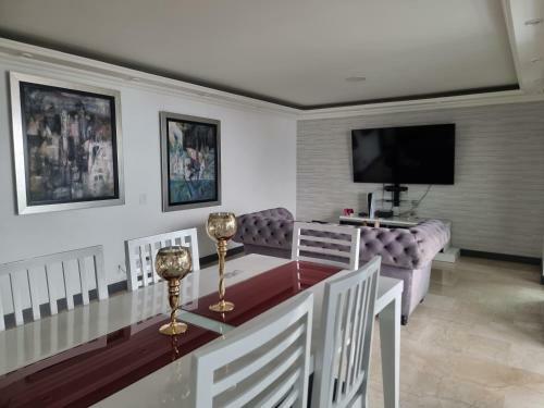 Apartamento En El Poblado, Medell�n + 146mt2