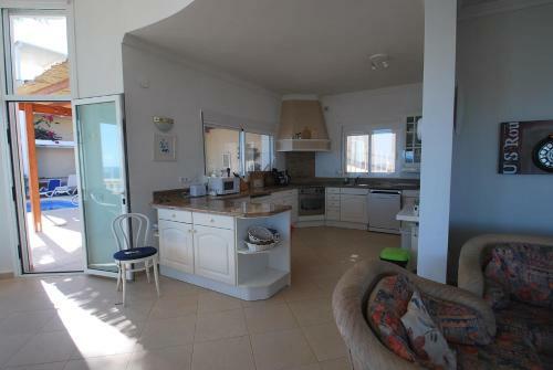 Seaview Whole Villa