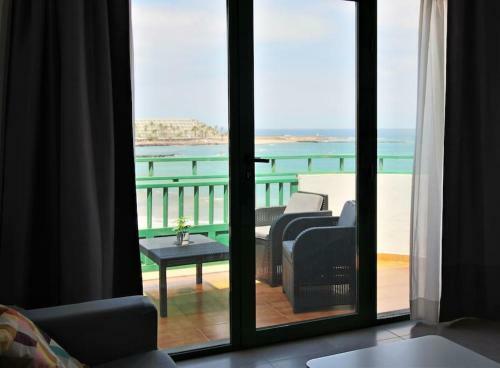Apartamento Cucharas Playa Terrace Sea Views