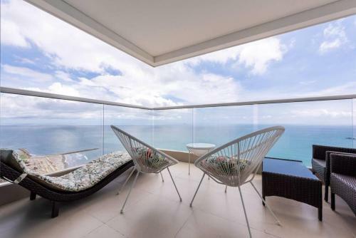 29th Floor Beachfront Apartment In Bocagrande!