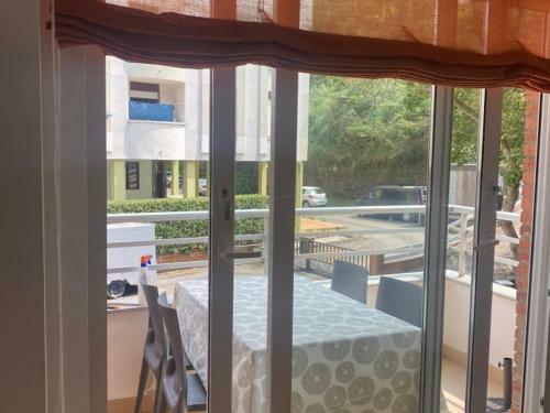 Apartamento 2 Minutos De La Playa Con Piscina Y Garaje