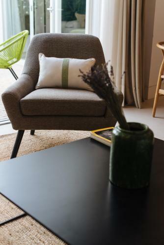 Apartamento Eva Recommends Castellar Pool & Terrace