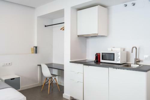 Dolium Apartments