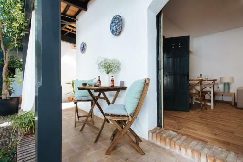 Apartamento Aitana's Retreat With Charming Garden