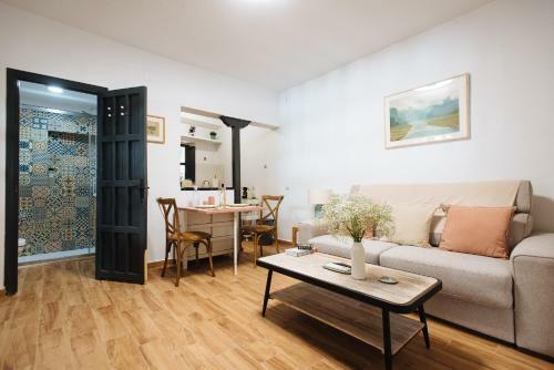 Apartamento Aitana's Retreat With Charming Garden