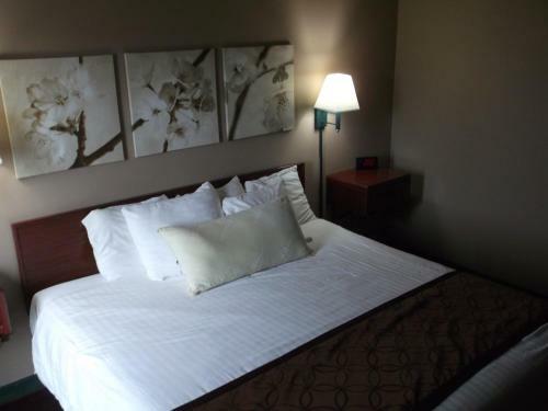 Motel De Smet Super Deluxe Inn