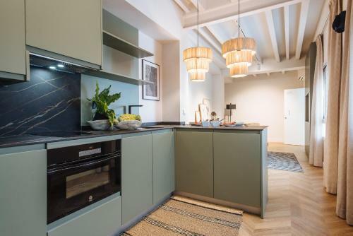 R26 Suites By Magno Apartments