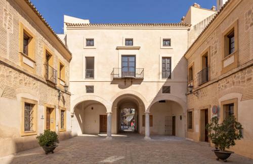 Real Casa De La Moneda Deluxe Apartments