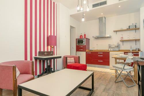 H�rcules Xci Apartments