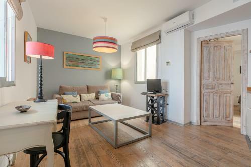 H�rcules Xci Apartments