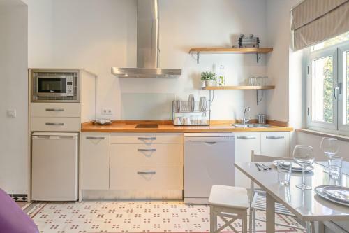 H�rcules Xci Apartments